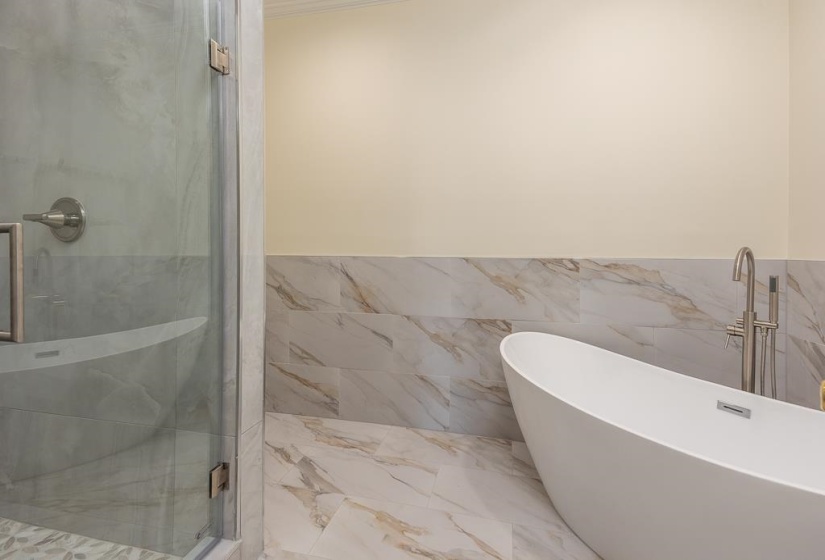 4745 AYNSLEY DR, Memphis, Tennessee 38117, 3 Bedrooms Bedrooms, 6 Rooms Rooms,3.1 BathroomsBathrooms,Residential,For Sale,AYNSLEY,10219998