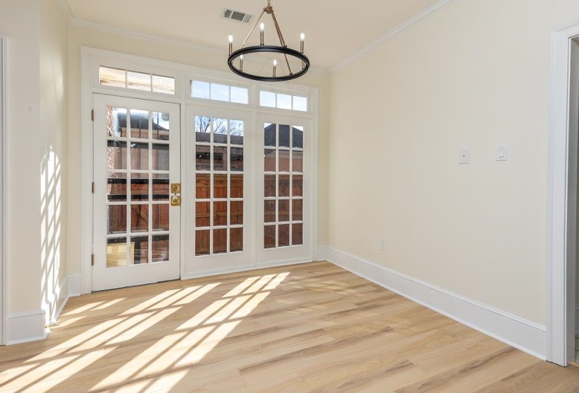 4745 AYNSLEY DR, Memphis, Tennessee 38117, 3 Bedrooms Bedrooms, 6 Rooms Rooms,3.1 BathroomsBathrooms,Residential,For Sale,AYNSLEY,10219998