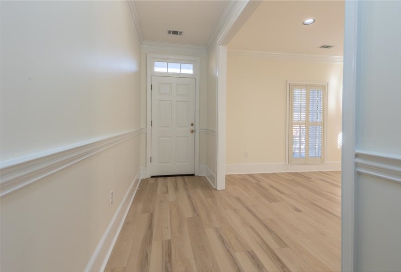 4745 AYNSLEY DR, Memphis, Tennessee 38117, 3 Bedrooms Bedrooms, 6 Rooms Rooms,3.1 BathroomsBathrooms,Residential,For Sale,AYNSLEY,10219998