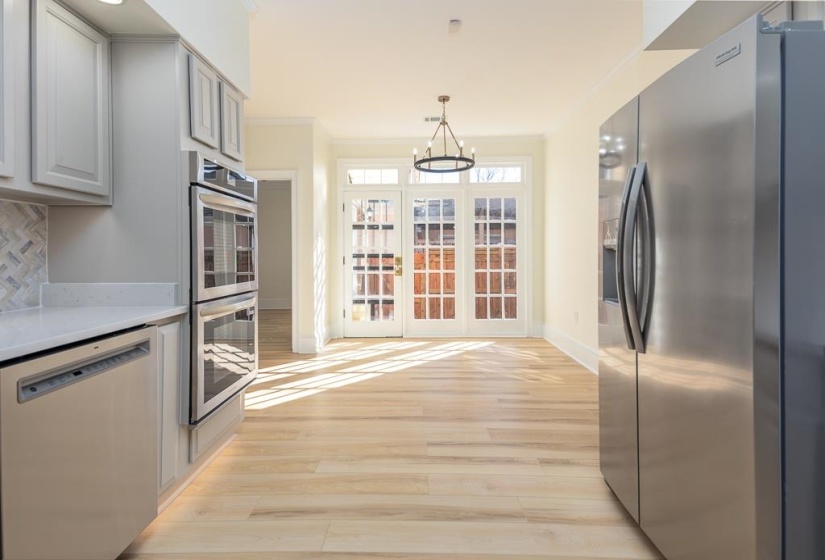 4745 AYNSLEY DR, Memphis, Tennessee 38117, 3 Bedrooms Bedrooms, 6 Rooms Rooms,3.1 BathroomsBathrooms,Residential,For Sale,AYNSLEY,10219998