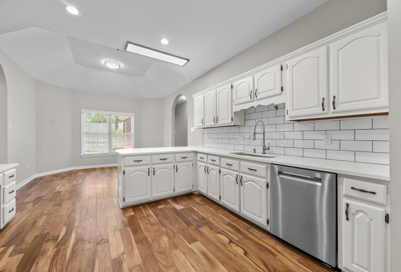 766 VIVIAN LEIGH CV, Collierville, Tennessee 38017, 3 Bedrooms Bedrooms, 7 Rooms Rooms,2 BathroomsBathrooms,Residential,For Sale,VIVIAN LEIGH,10220000