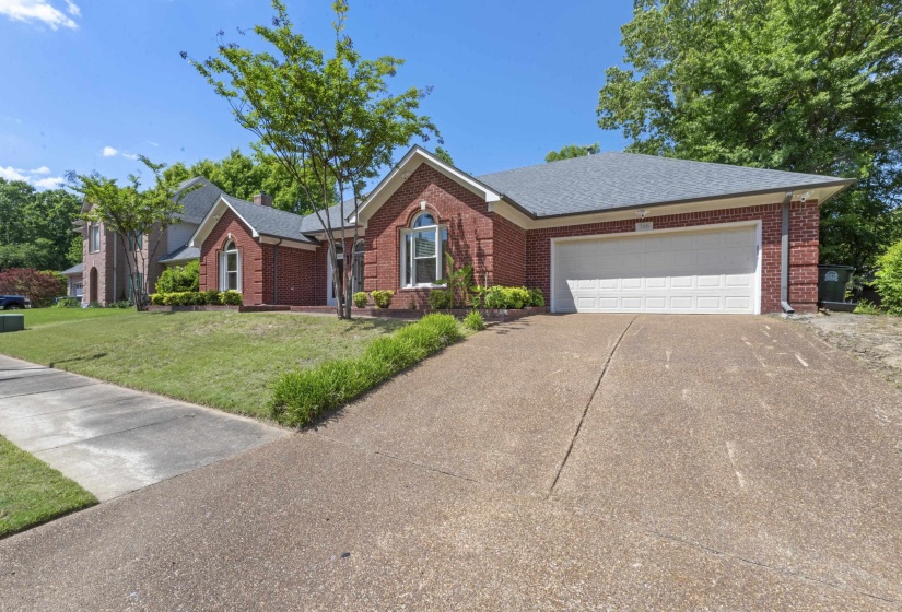 766 VIVIAN LEIGH CV, Collierville, Tennessee 38017, 3 Bedrooms Bedrooms, 7 Rooms Rooms,2 BathroomsBathrooms,Residential,For Sale,VIVIAN LEIGH,10220000