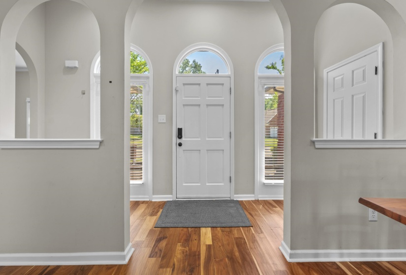 766 VIVIAN LEIGH CV, Collierville, Tennessee 38017, 3 Bedrooms Bedrooms, 7 Rooms Rooms,2 BathroomsBathrooms,Residential,For Sale,VIVIAN LEIGH,10220000