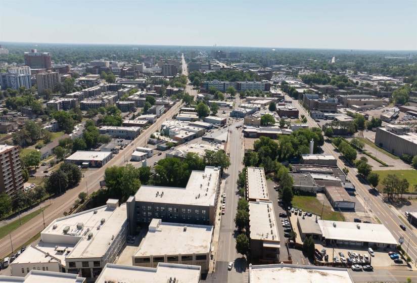437 MONROE AVE, Memphis, Tennessee 38103, 1 Bedroom Bedrooms, 3 Rooms Rooms,1 BathroomBathrooms,Residential,For Sale,MONROE,10220001