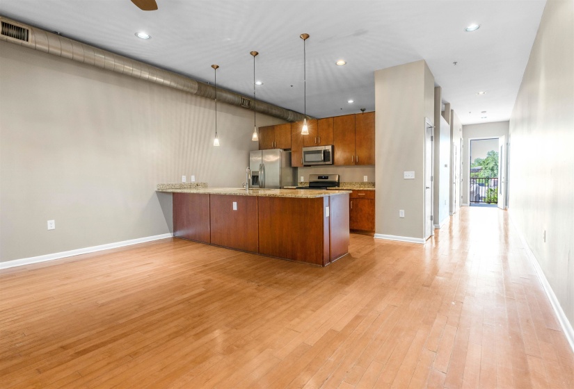 437 MONROE AVE, Memphis, Tennessee 38103, 1 Bedroom Bedrooms, 3 Rooms Rooms,1 BathroomBathrooms,Residential,For Sale,MONROE,10220001