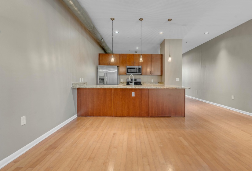 437 MONROE AVE, Memphis, Tennessee 38103, 1 Bedroom Bedrooms, 3 Rooms Rooms,1 BathroomBathrooms,Residential,For Sale,MONROE,10220001