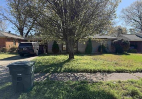 1640 CRANFORD RD, Memphis, Tennessee 38117, 2 Bedrooms Bedrooms, 6 Rooms Rooms,1 BathroomBathrooms,Residential,For Sale,CRANFORD,10220007