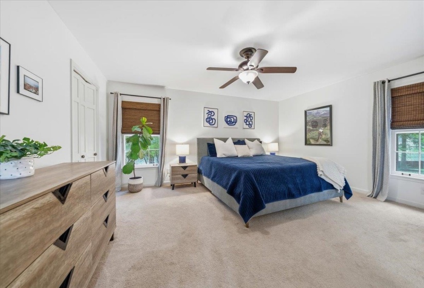 2137 WOODSIDE DR, Germantown, Tennessee 38138, 5 Bedrooms Bedrooms, 8 Rooms Rooms,3.1 BathroomsBathrooms,Residential,For Sale,WOODSIDE,10220012