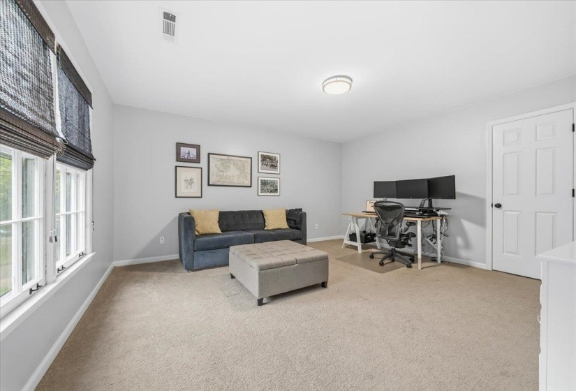 2137 WOODSIDE DR, Germantown, Tennessee 38138, 5 Bedrooms Bedrooms, 8 Rooms Rooms,3.1 BathroomsBathrooms,Residential,For Sale,WOODSIDE,10220012