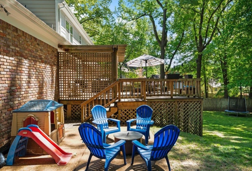 2137 WOODSIDE DR, Germantown, Tennessee 38138, 5 Bedrooms Bedrooms, 8 Rooms Rooms,3.1 BathroomsBathrooms,Residential,For Sale,WOODSIDE,10220012