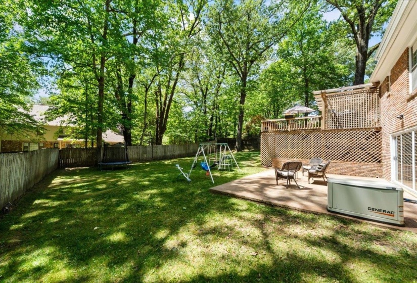 2137 WOODSIDE DR, Germantown, Tennessee 38138, 5 Bedrooms Bedrooms, 8 Rooms Rooms,3.1 BathroomsBathrooms,Residential,For Sale,WOODSIDE,10220012