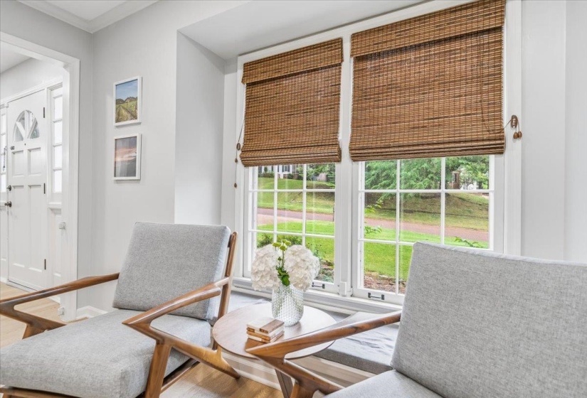 2137 WOODSIDE DR, Germantown, Tennessee 38138, 5 Bedrooms Bedrooms, 8 Rooms Rooms,3.1 BathroomsBathrooms,Residential,For Sale,WOODSIDE,10220012