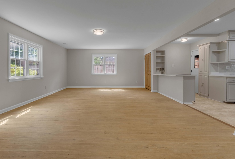 4949 KIMBALL AVE, Memphis, Tennessee 38117, 3 Bedrooms Bedrooms, 6 Rooms Rooms,2 BathroomsBathrooms,Residential,For Sale,KIMBALL,10220018