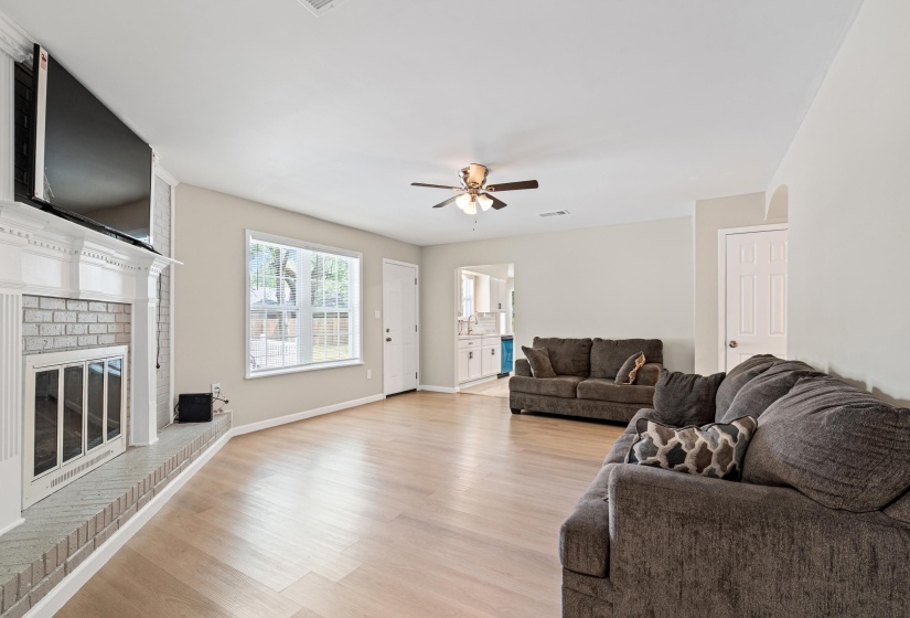 3094 KEMPER DR, Memphis, Tennessee 38115, 4 Bedrooms Bedrooms, 9 Rooms Rooms,2 BathroomsBathrooms,Residential,For Sale,KEMPER,10220020