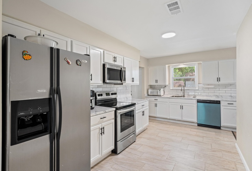 3094 KEMPER DR, Memphis, Tennessee 38115, 4 Bedrooms Bedrooms, 9 Rooms Rooms,2 BathroomsBathrooms,Residential,For Sale,KEMPER,10220020