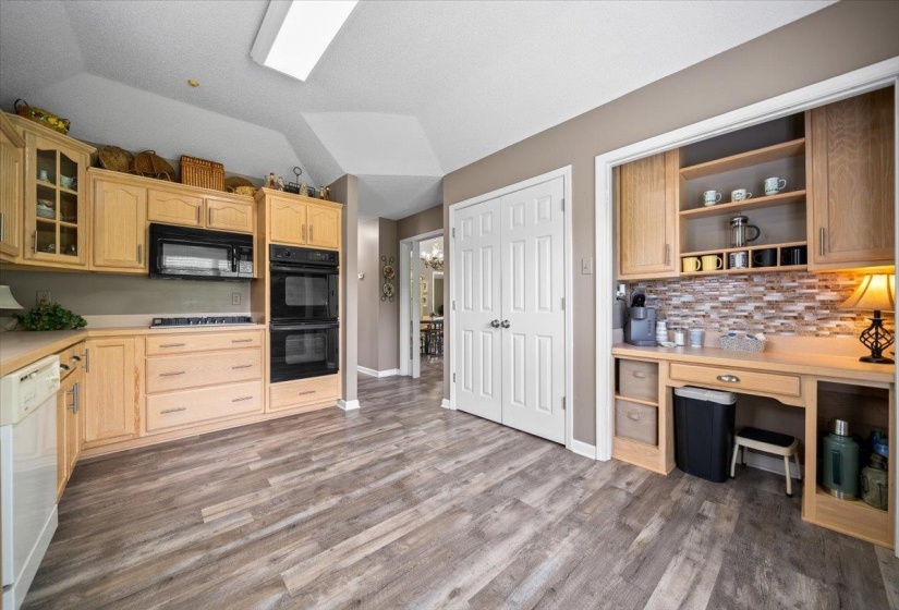 105 WILSON LN, Oakland, Tennessee 38060, ,Commercial/industrial,For Sale,WILSON,10220100