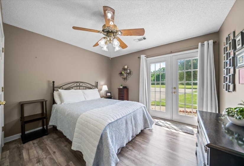 105 WILSON LN, Oakland, Tennessee 38060, ,Commercial/industrial,For Sale,WILSON,10220100