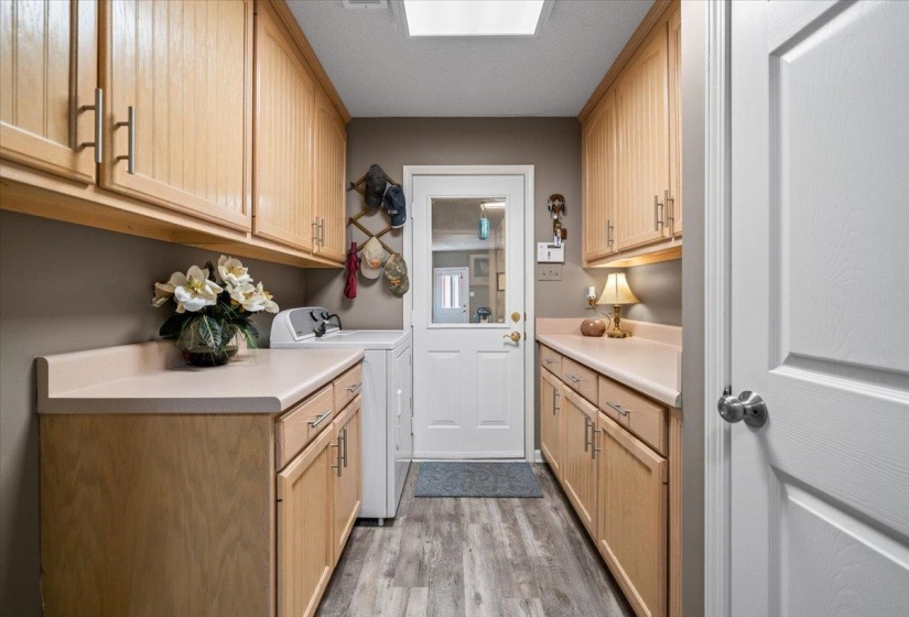 105 WILSON LN, Oakland, Tennessee 38060, ,Commercial/industrial,For Sale,WILSON,10220100