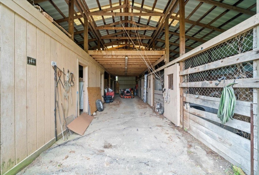 105 WILSON LN, Oakland, Tennessee 38060, ,Commercial/industrial,For Sale,WILSON,10220100