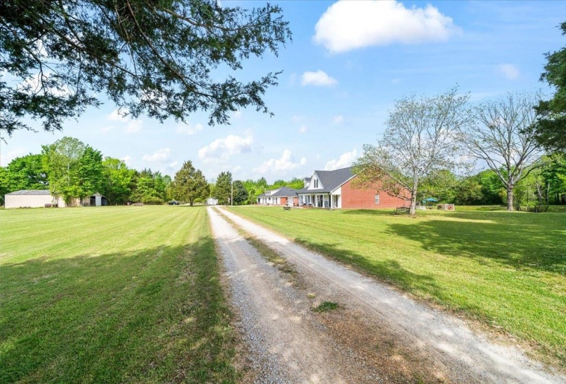 105 WILSON LN, Oakland, Tennessee 38060, ,Commercial/industrial,For Sale,WILSON,10220100