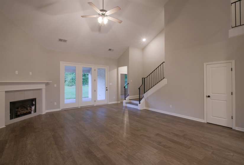 185 BITTER BRANCH RD, Cordova, Tennessee 38018, 4 Bedroom Bedrooms, 9 Room Rooms,3 BathroomBathrooms,Residential,For Sale,BITTER BRANCH,0,10208579