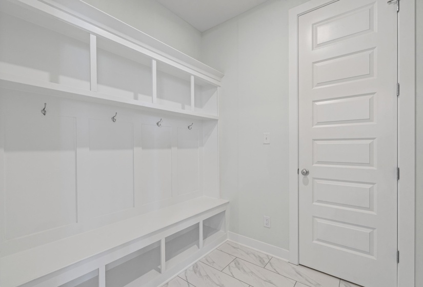 5835 LINDEN OAK DR, Arlington, Tennessee 38002, 4 Bedroom Bedrooms, 10 Room Rooms,3.1 BathroomBathrooms,Residential,For Sale,LINDEN OAK,0,10218006