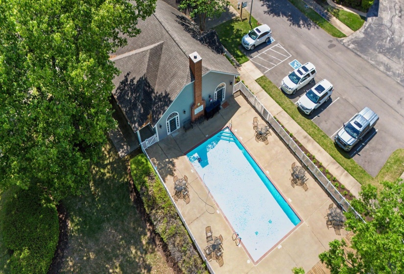 269 OAK CLUB LN, Collierville, Tennessee 38017, 2 Bedroom Bedrooms, 6 Room Rooms,2 BathroomBathrooms,Residential,For Sale,OAK CLUB,0,10220026