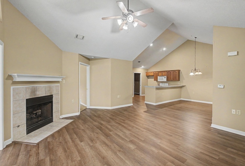 269 OAK CLUB LN, Collierville, Tennessee 38017, 2 Bedroom Bedrooms, 6 Room Rooms,2 BathroomBathrooms,Residential,For Sale,OAK CLUB,0,10220026