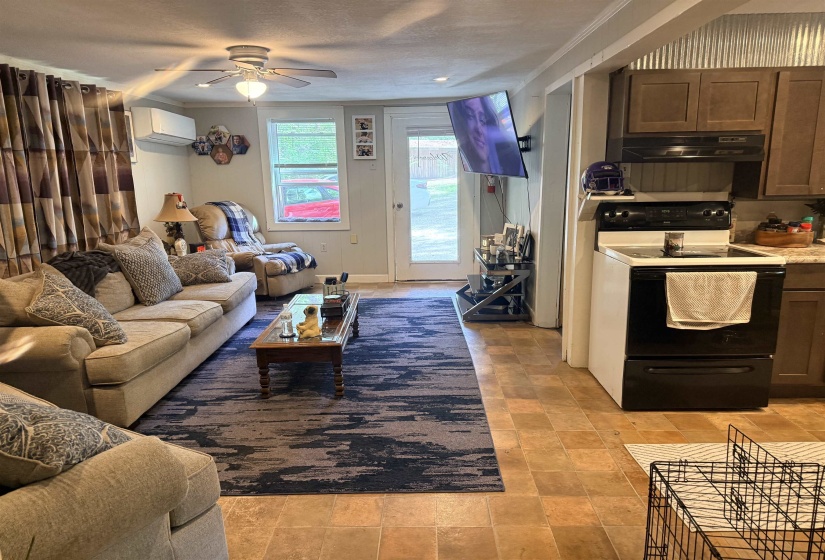 133 MAXINE NELSON RD, Parsons, Tennessee 38363, 1 Bedroom Bedrooms, 6 Rooms Rooms,1 BathroomBathrooms,Residential,For Sale,MAXINE NELSON,10220033