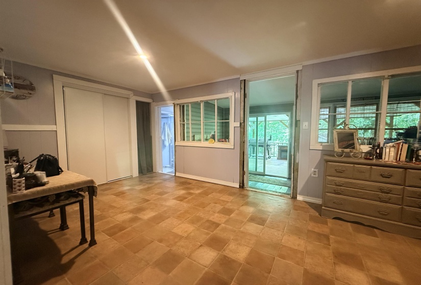 133 MAXINE NELSON RD, Parsons, Tennessee 38363, 1 Bedroom Bedrooms, 6 Rooms Rooms,1 BathroomBathrooms,Residential,For Sale,MAXINE NELSON,10220033