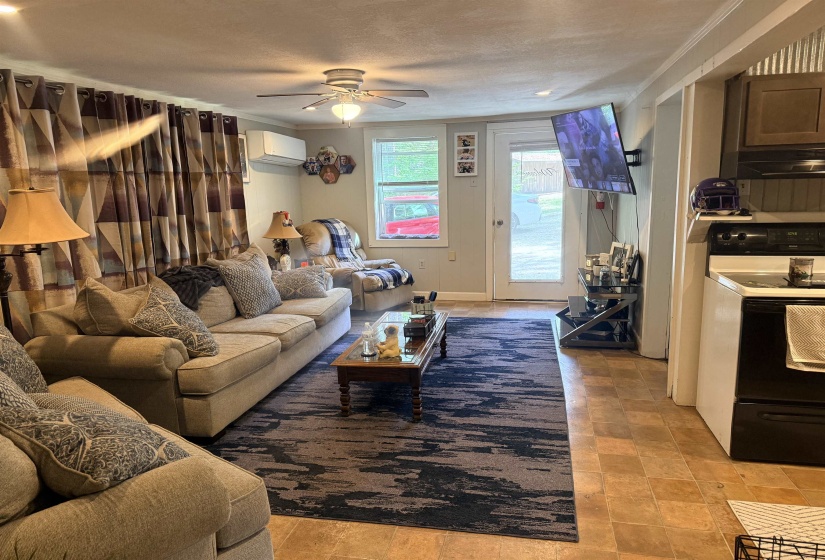 133 MAXINE NELSON RD, Parsons, Tennessee 38363, 1 Bedroom Bedrooms, 6 Rooms Rooms,1 BathroomBathrooms,Residential,For Sale,MAXINE NELSON,10220033