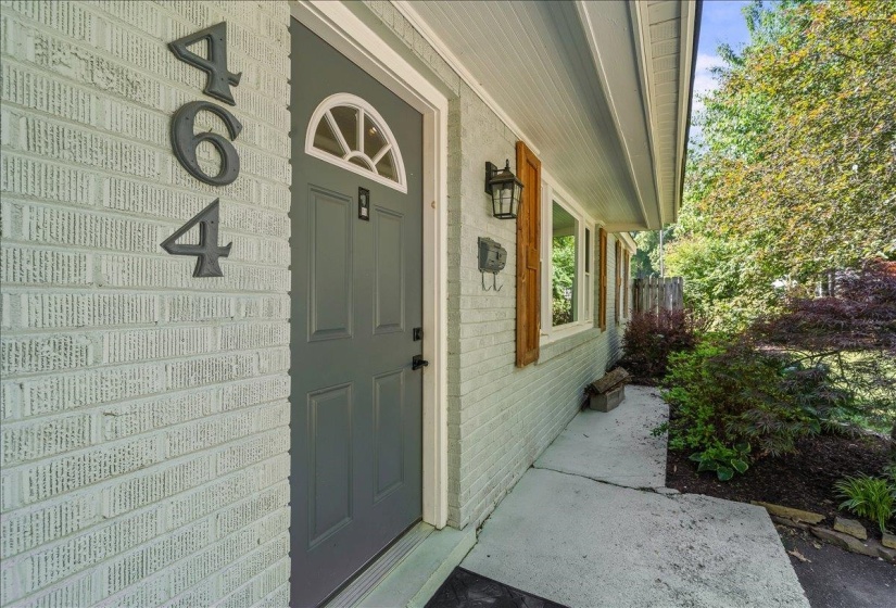 464 SHARON DR, Memphis, Tennessee 38122, 3 Bedrooms Bedrooms, 5 Rooms Rooms,1 BathroomBathrooms,Residential,For Sale,SHARON,10220049