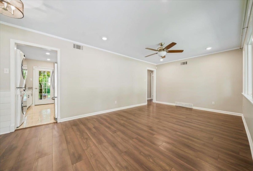 464 SHARON DR, Memphis, Tennessee 38122, 3 Bedrooms Bedrooms, 5 Rooms Rooms,1 BathroomBathrooms,Residential,For Sale,SHARON,10220049