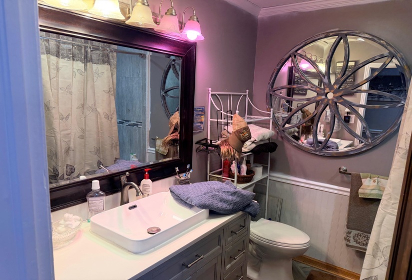 457 VINE ST, Savannah, Tennessee 38372, 2 Bedrooms Bedrooms, 7 Rooms Rooms,1.1 BathroomsBathrooms,Residential,For Sale,VINE,10220067