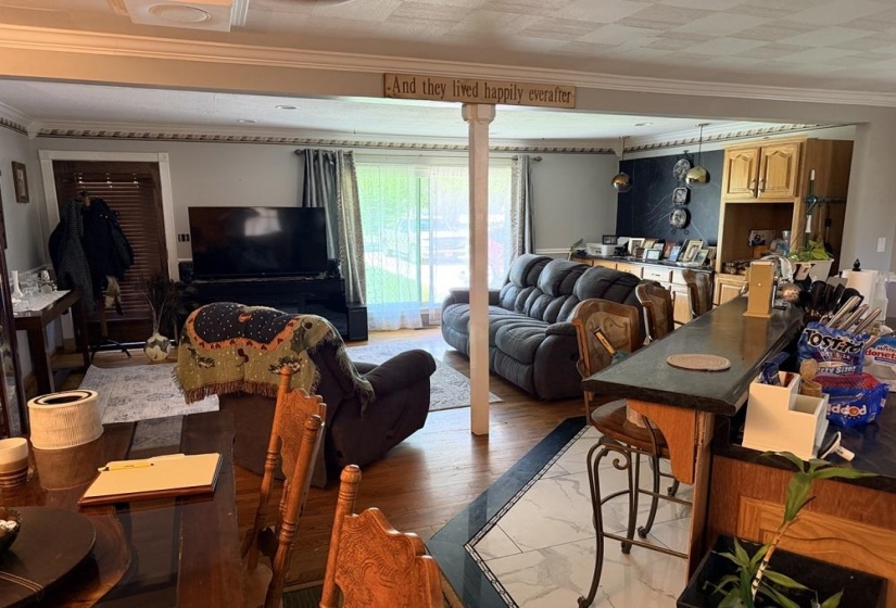 457 VINE ST, Savannah, Tennessee 38372, 2 Bedrooms Bedrooms, 7 Rooms Rooms,1.1 BathroomsBathrooms,Residential,For Sale,VINE,10220067