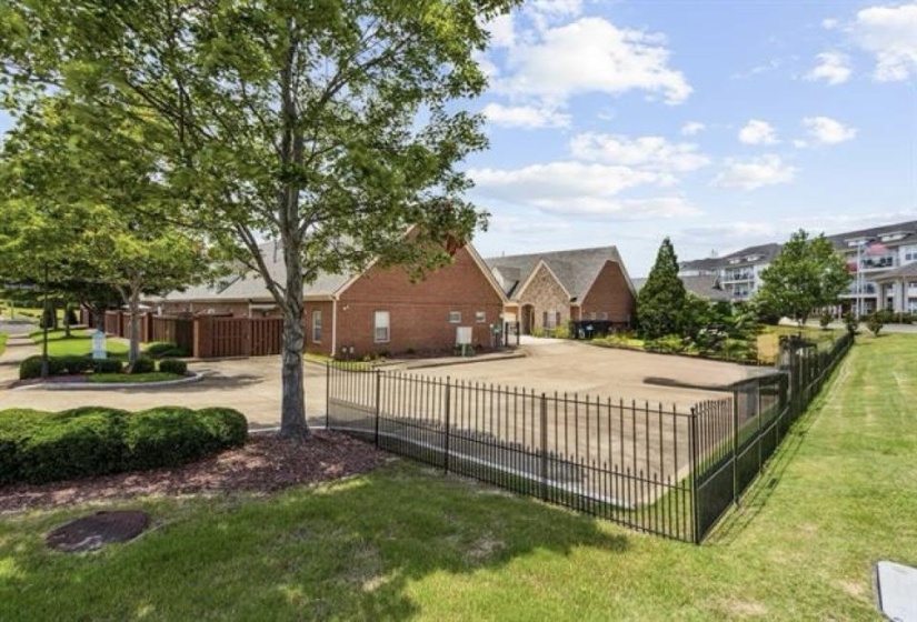 1595 DEXTER GROVE CT, Cordova, Tennessee 38016, 2 Bedrooms Bedrooms, 4 Rooms Rooms,2 BathroomsBathrooms,Residential,For Sale,DEXTER GROVE,10220069