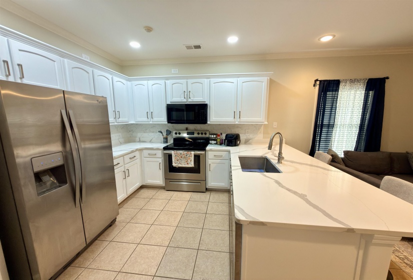 1595 DEXTER GROVE CT, Cordova, Tennessee 38016, 2 Bedrooms Bedrooms, 4 Rooms Rooms,2 BathroomsBathrooms,Residential,For Sale,DEXTER GROVE,10220069