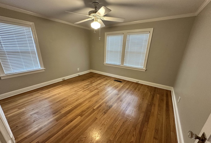 140 ALEXANDER ST, Memphis, Tennessee 38111, 3 Bedroom Bedrooms, 7 Room Rooms,2 BathroomBathrooms,Residential,For Sale,ALEXANDER,0,10220074