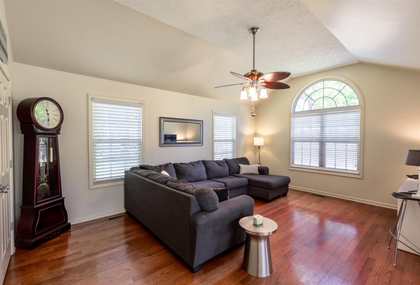 115 PING HILL CV, Counce, Tennessee 38326, 3 Bedroom Bedrooms, 6 Room Rooms,2 BathroomBathrooms,Residential,For Sale,PING HILL,0,10220087