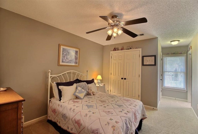 2345 LINKENHOLT DR, Collierville, Tennessee 38017, 4 Bedrooms Bedrooms, 9 Rooms Rooms,3.1 BathroomsBathrooms,Rental Properties,For Sale,LINKENHOLT,10220119