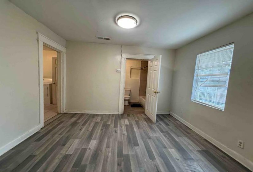1108 HOLMES ST, Memphis, Tennessee 38122, 3 Bedroom Bedrooms, 6 Room Rooms,1.1 BathroomBathrooms,Residential,For Sale,HOLMES,0,10220108