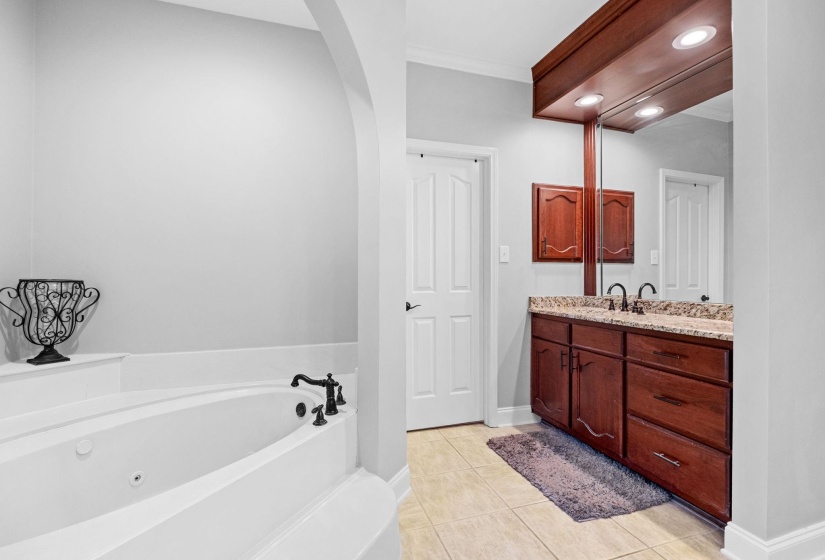 740 SUGARBUSH CV, Collierville, Tennessee 38017, 4 Bedrooms Bedrooms, 8 Rooms Rooms,2.1 BathroomsBathrooms,Residential,For Sale,SUGARBUSH,10220129