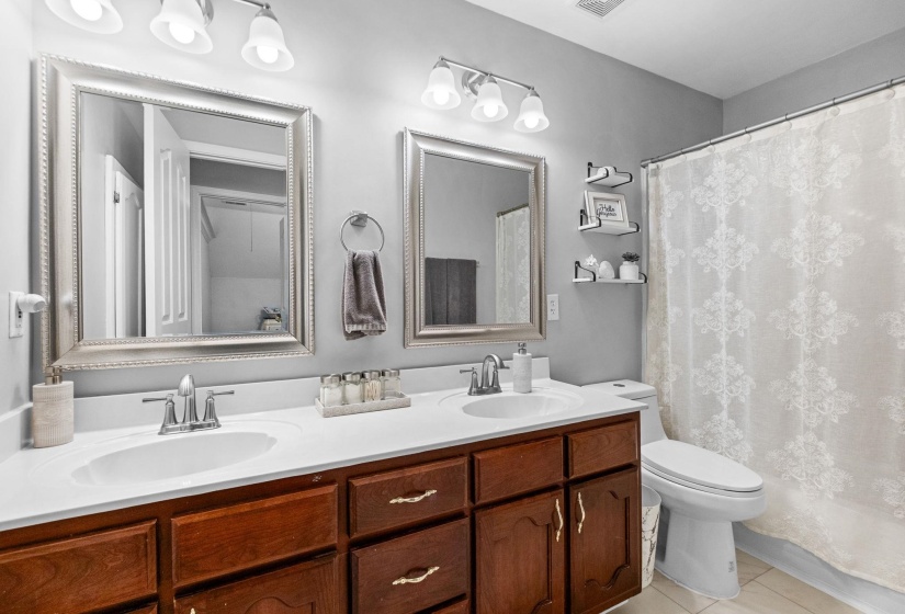 740 SUGARBUSH CV, Collierville, Tennessee 38017, 4 Bedrooms Bedrooms, 8 Rooms Rooms,2.1 BathroomsBathrooms,Residential,For Sale,SUGARBUSH,10220129