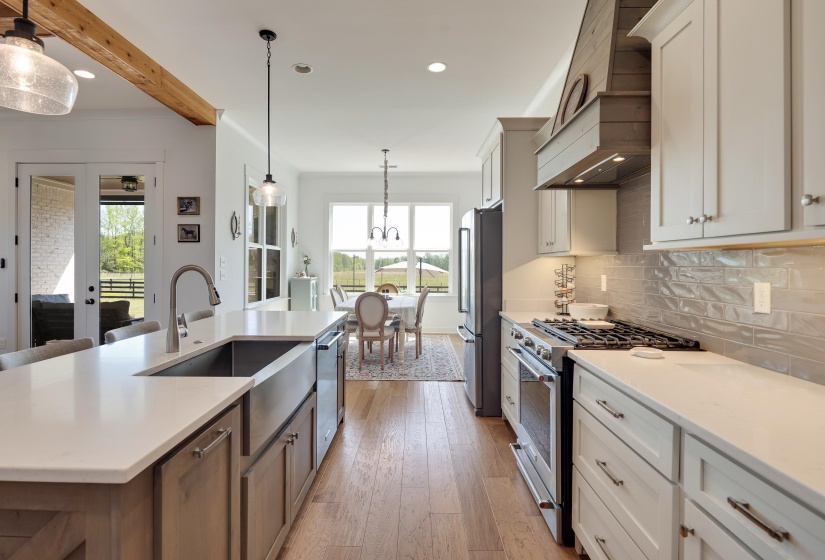 2706 TERRY LN RD, Covington, Tennessee 38019, 5 Bedrooms Bedrooms, 12 Rooms Rooms,4.1 BathroomsBathrooms,Residential,For Sale,TERRY LN,10220137