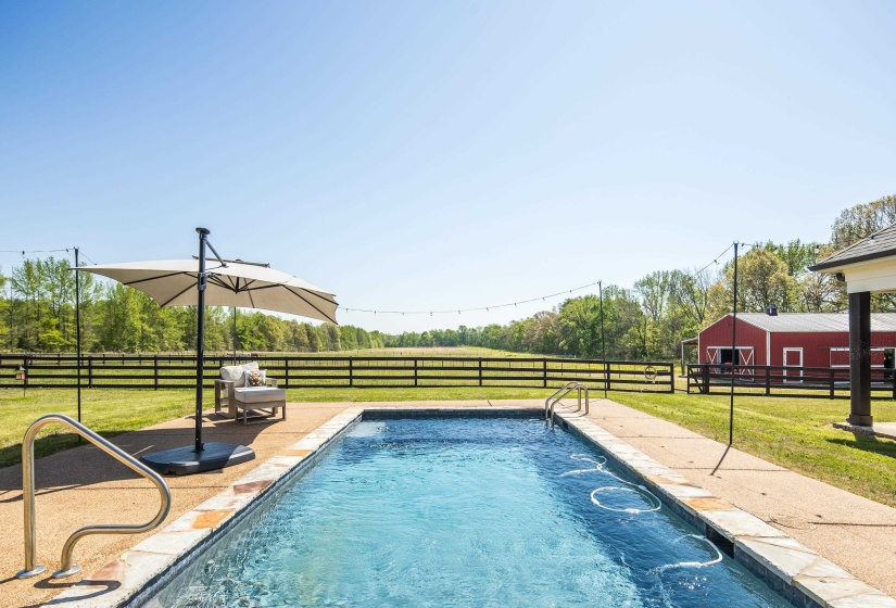 2706 TERRY LN RD, Covington, Tennessee 38019, 5 Bedrooms Bedrooms, 12 Rooms Rooms,4.1 BathroomsBathrooms,Residential,For Sale,TERRY LN,10220137