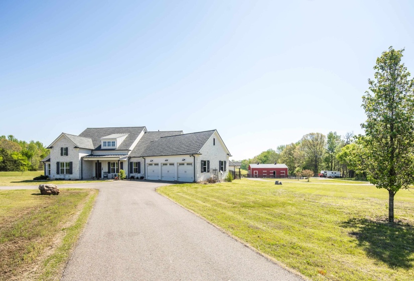 2706 TERRY LN RD, Covington, Tennessee 38019, 5 Bedrooms Bedrooms, 12 Rooms Rooms,4.1 BathroomsBathrooms,Residential,For Sale,TERRY LN,10220137