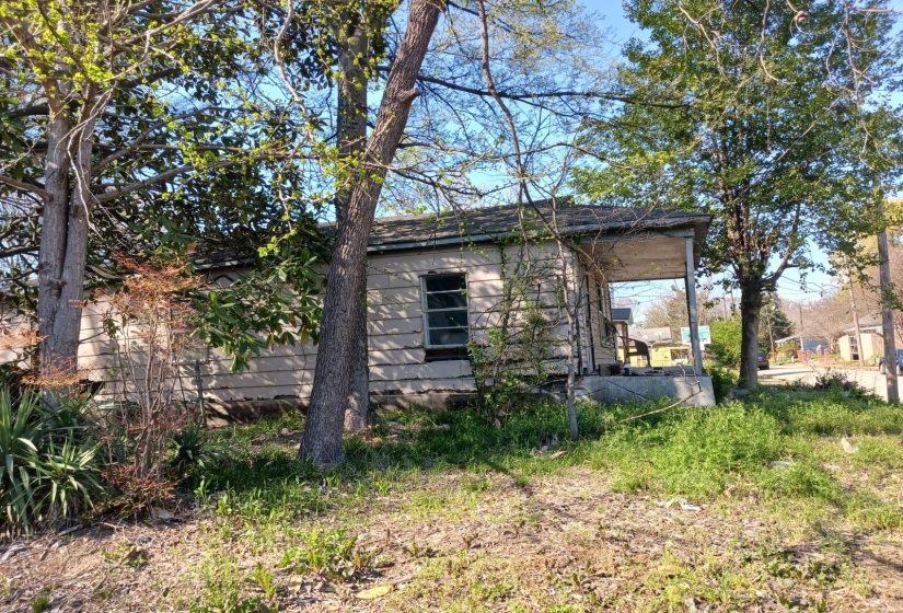 View of property exterior