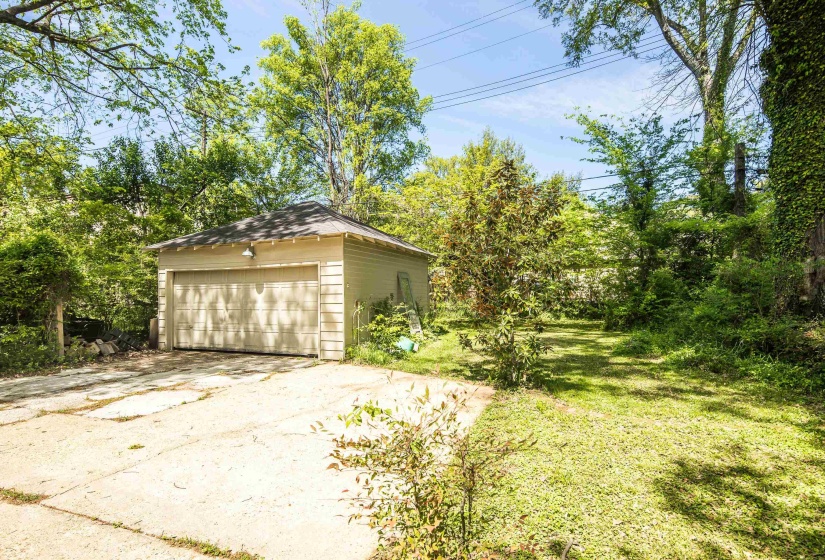 1744 YORK AVE, Memphis, Tennessee 38104, 3 Bedrooms Bedrooms, 6 Rooms Rooms,1 BathroomBathrooms,Residential,For Sale,YORK,10218877