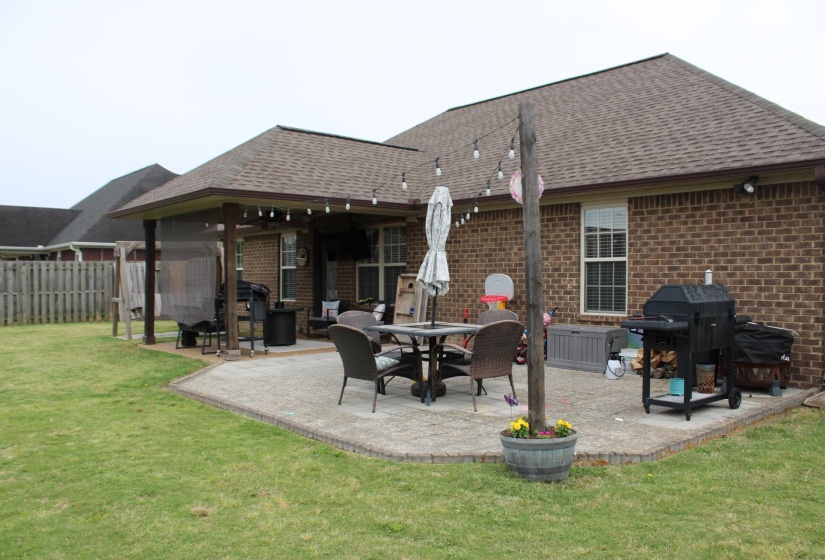 222 SUNGATE DR, Medina, Tennessee 38355, 3 Bedrooms Bedrooms, 5 Rooms Rooms,2 BathroomsBathrooms,Residential,For Sale,SUNGATE,10220177