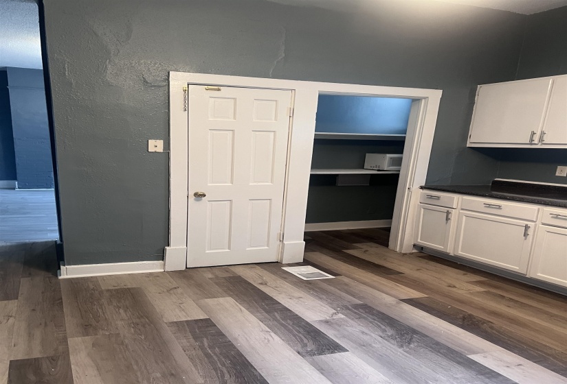 1050 CUMMINGS ST, Memphis, Tennessee 38106, 3 Bedrooms Bedrooms, 6 Rooms Rooms,2 BathroomsBathrooms,Residential,For Sale,CUMMINGS,10220203